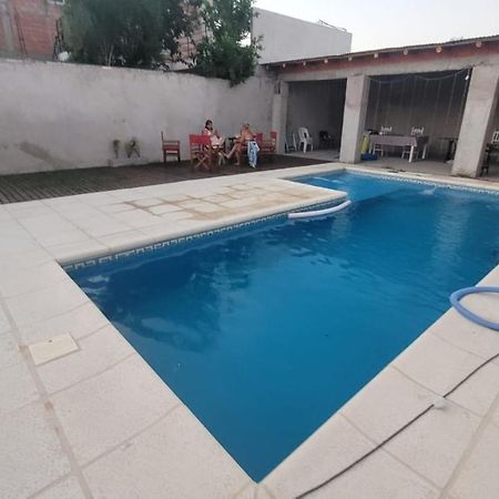 Habitacion Privada En Casa Particular Con Bano Y Espacios En Comun Compartidos- Precios Para 2 Personas 13000 Pesos Argentinos - 1 Persona 7500 Por Noche Concordia Zewnętrze zdjęcie