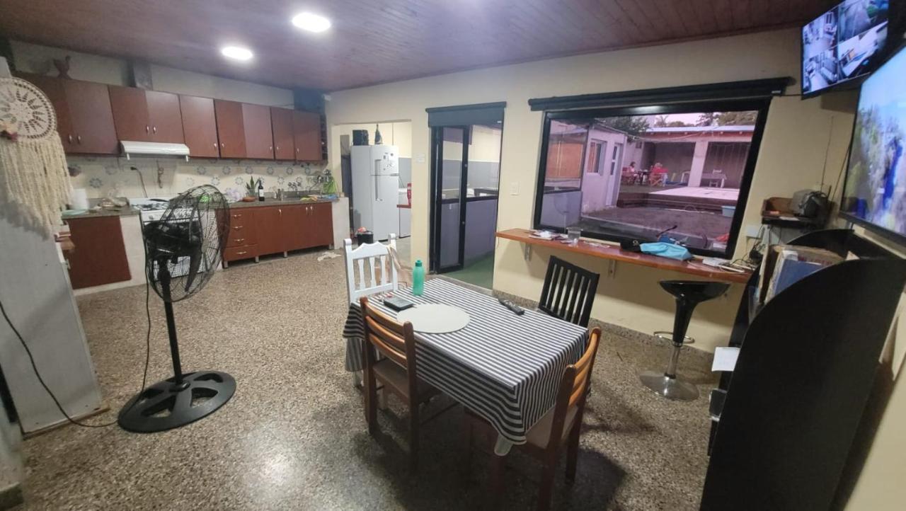 Habitacion Privada En Casa Particular Con Bano Y Espacios En Comun Compartidos- Precios Para 2 Personas 13000 Pesos Argentinos - 1 Persona 7500 Por Noche Concordia Zewnętrze zdjęcie